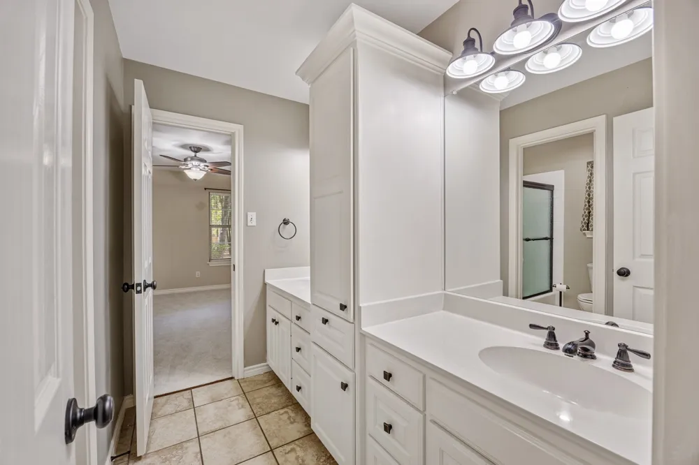 17820 Oak Forest Drive Flint, TX 75762