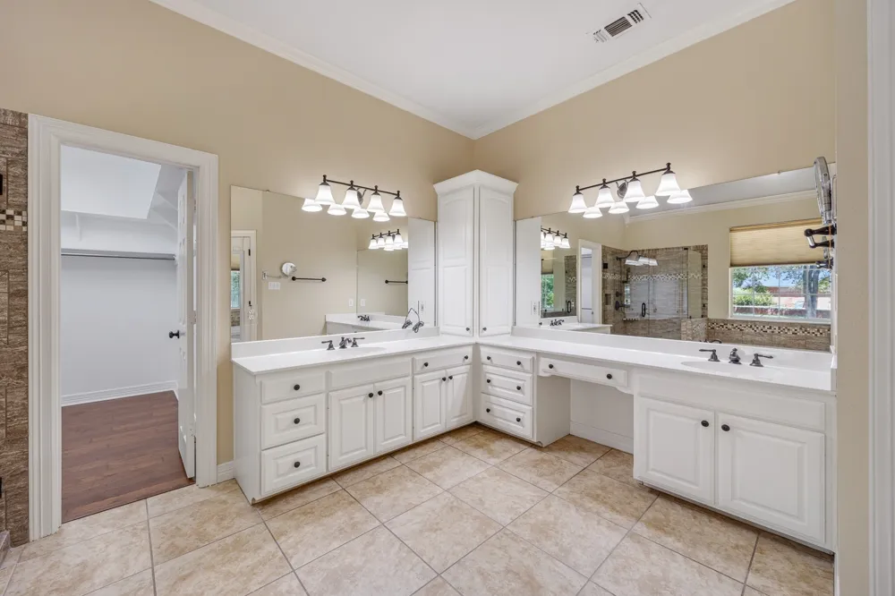 17820 Oak Forest Drive Flint, TX 75762
