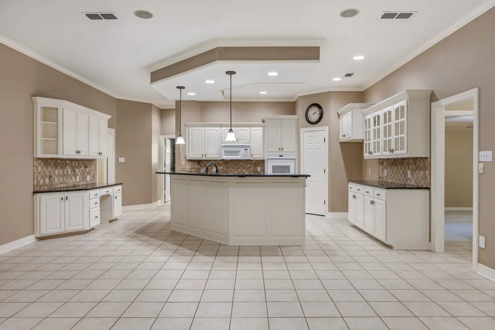 17820 Oak Forest Drive Flint, TX 75762