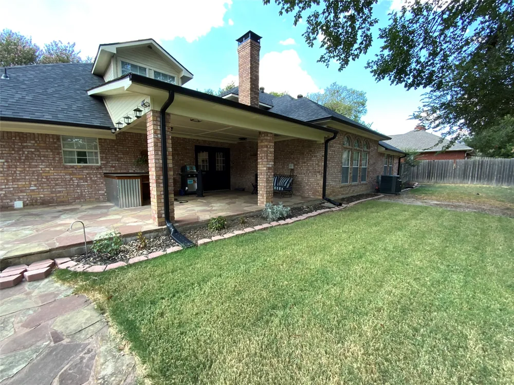 2020 Arbor Bend Street Bonham, TX 75418