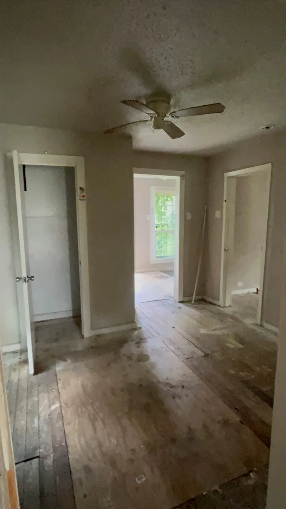 2419 Harding Street Dallas, TX 75215