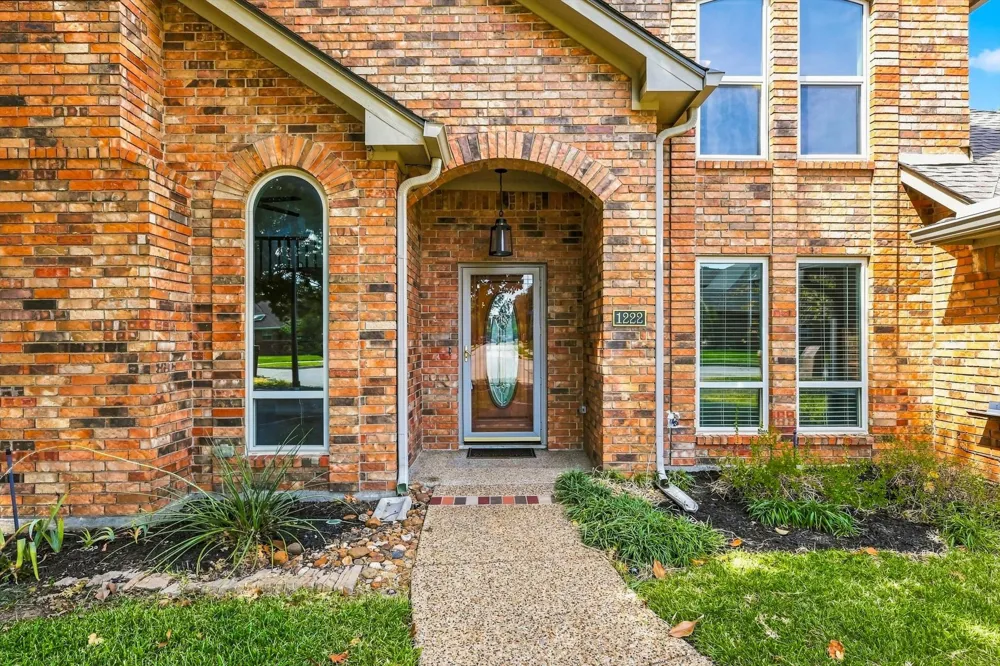 1222 Dentonshire Drive Carrollton, TX 75007