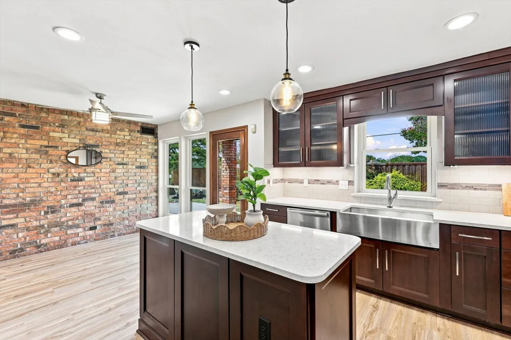 1222 Dentonshire Drive Carrollton, TX 75007
