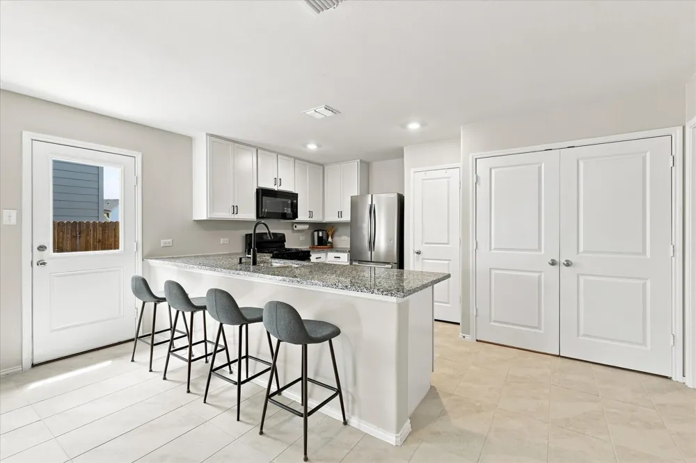 11741 Marcellus Way Justin, TX 76247