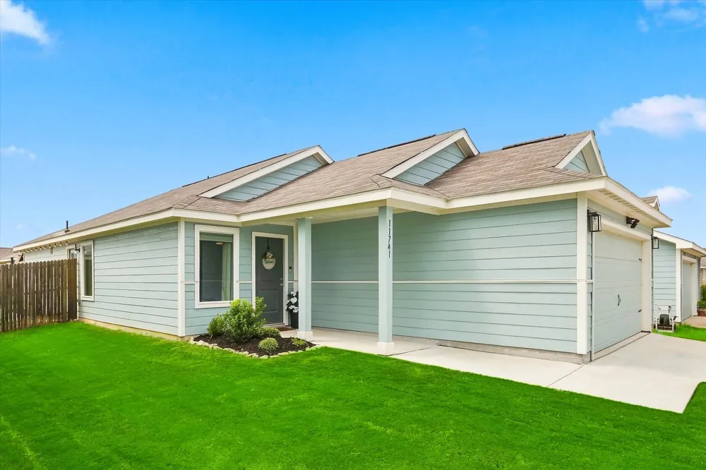 11741 Marcellus Way Justin, TX 76247