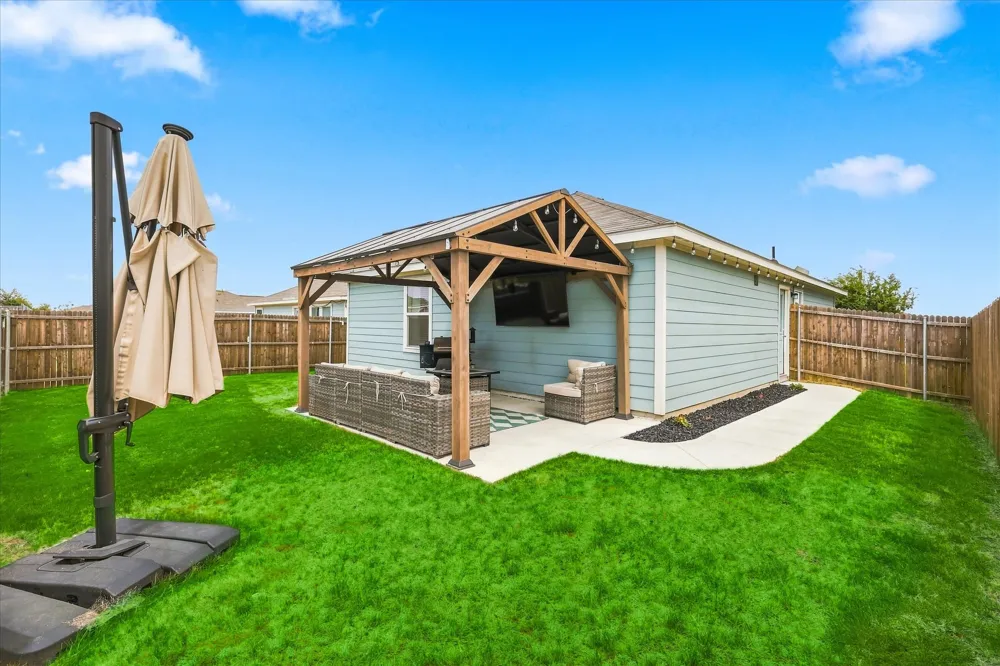 11741 Marcellus Way Justin, TX 76247