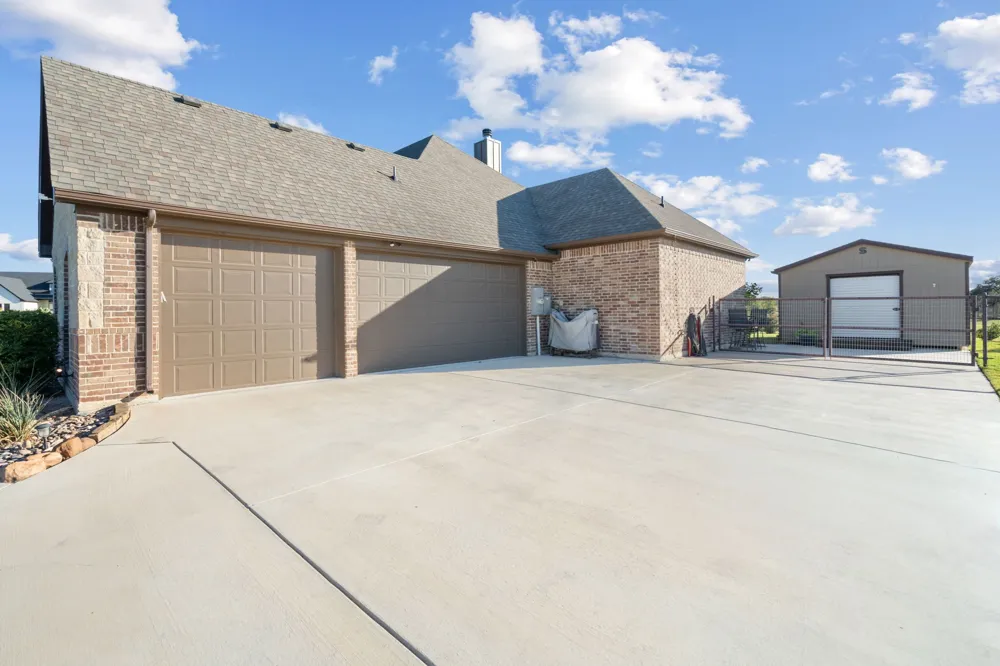104 Carls Court Boyd, TX 76023