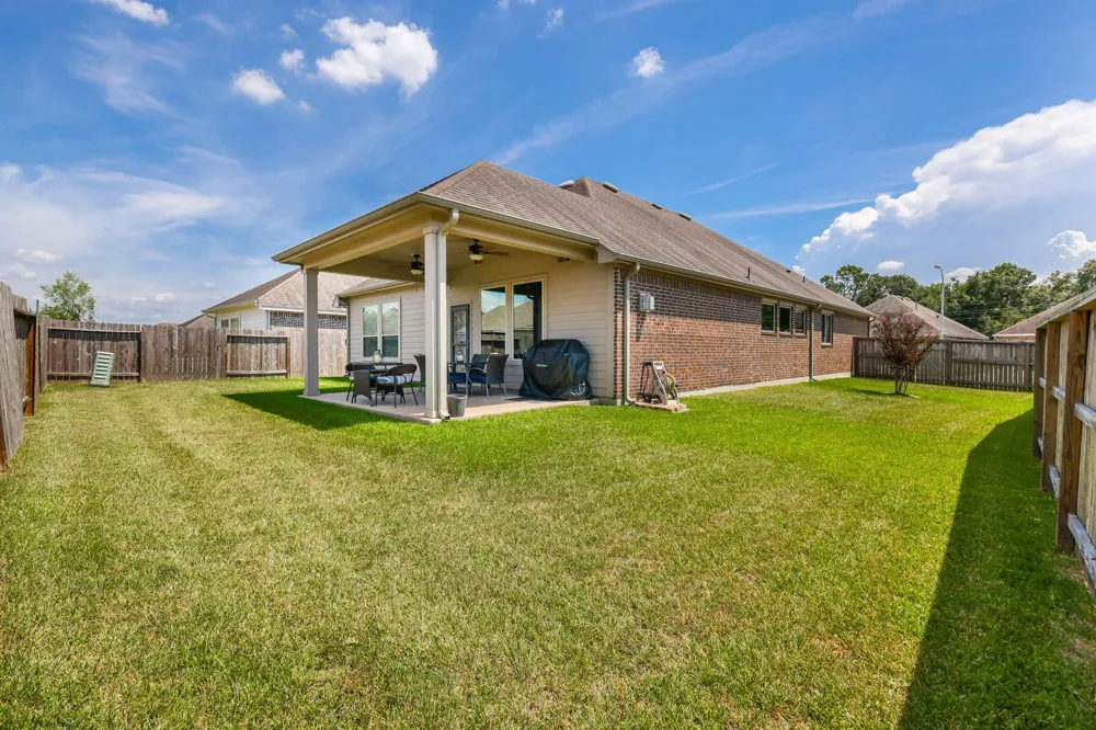 450 Beach Rose Crossing Crosby, TX 77532