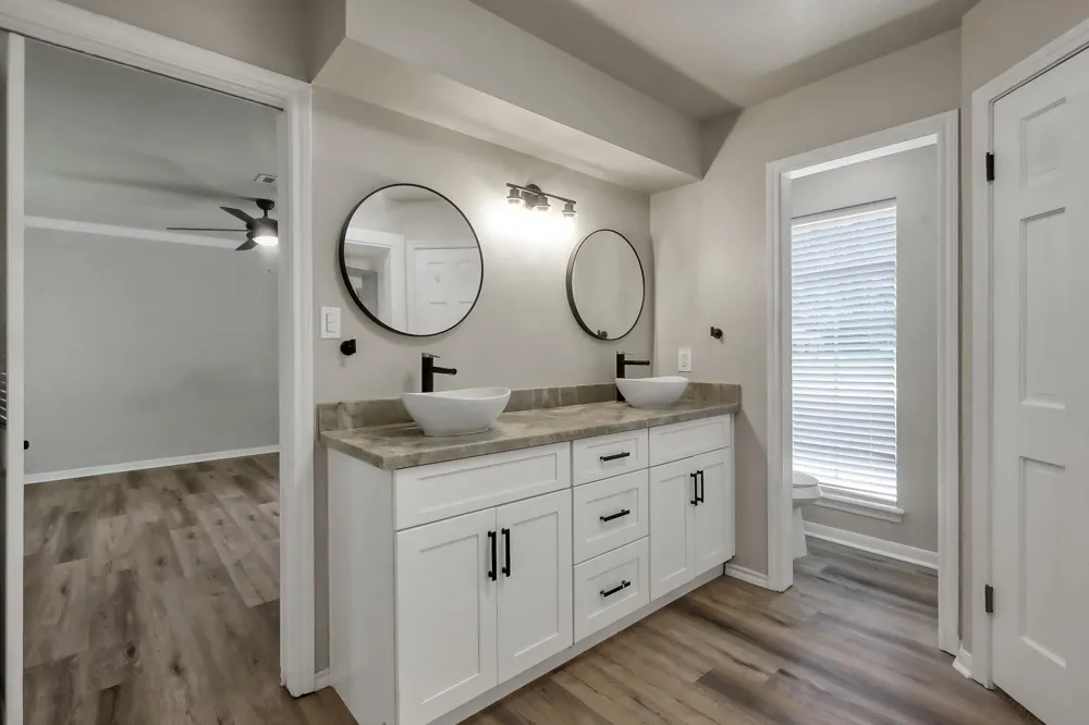 88 April Wind Drive S Conroe, TX 77356