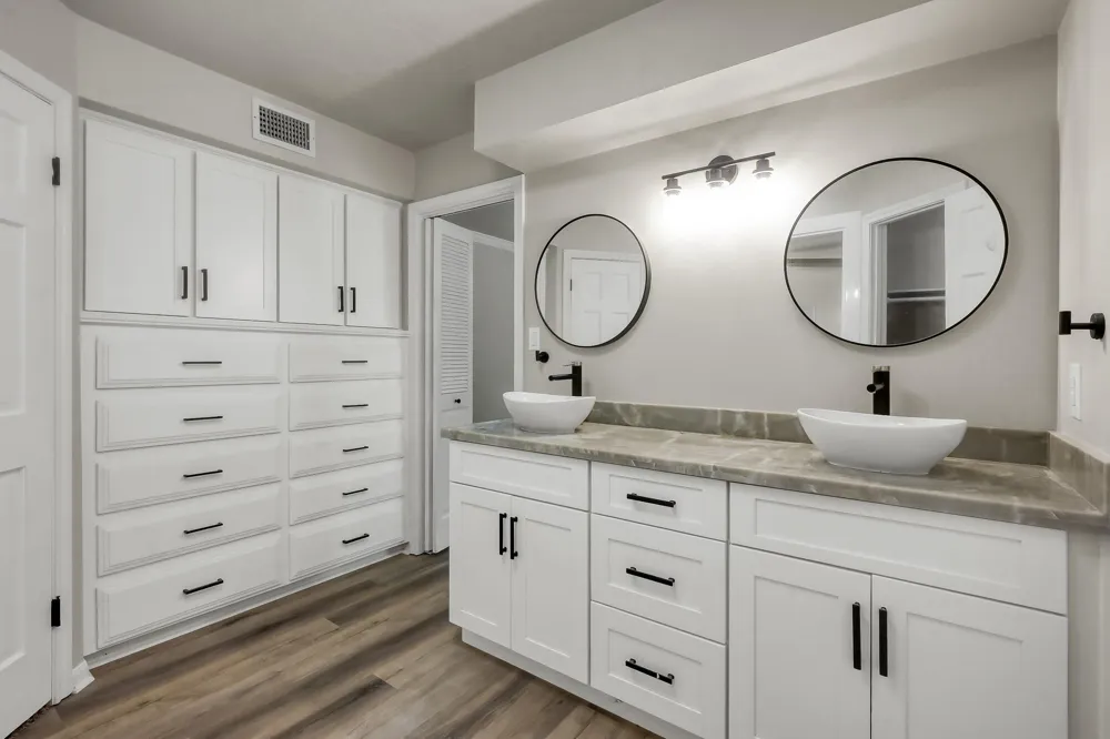 88 April Wind Drive S Conroe, TX 77356