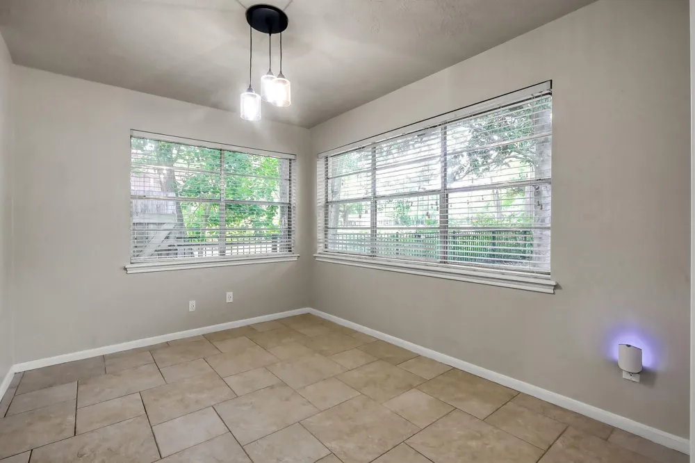 88 April Wind Drive S Conroe, TX 77356