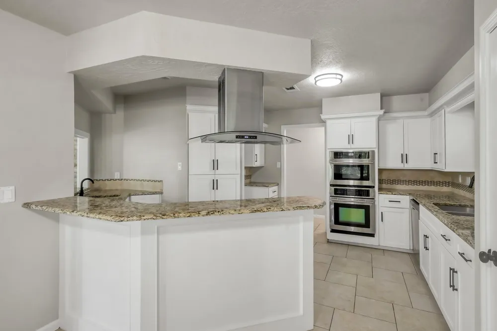 88 April Wind Drive S Conroe, TX 77356
