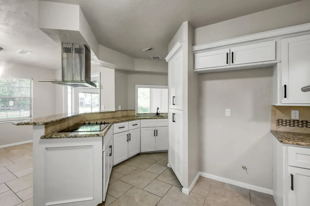 88 April Wind Drive S Conroe, TX 77356