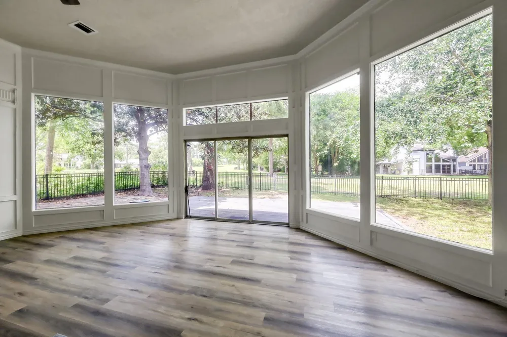 88 April Wind Drive S Conroe, TX 77356