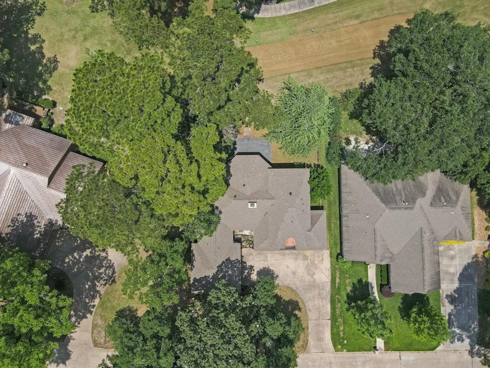 88 April Wind Drive S Conroe, TX 77356