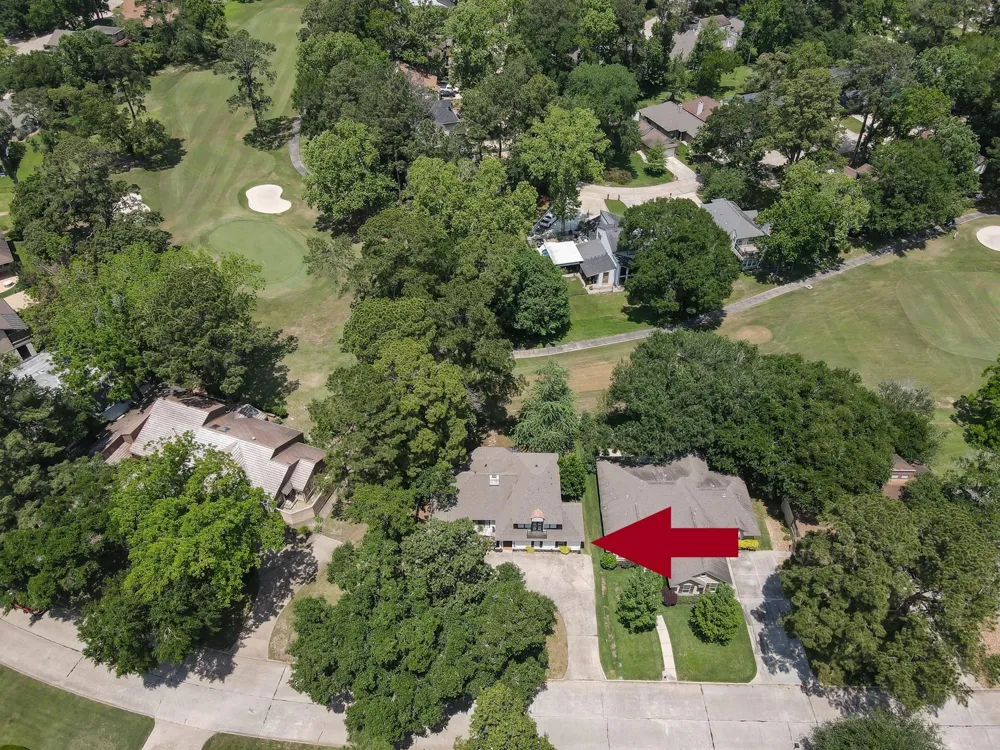88 April Wind Drive S Conroe, TX 77356