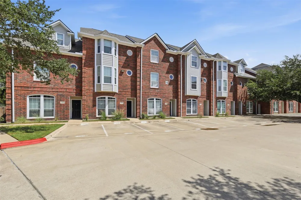 305 Holleman Drive E #1004 College Station, TX 77840