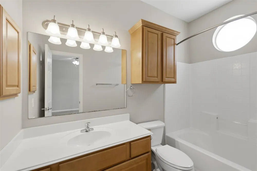 305 Holleman Drive E #1004 College Station, TX 77840