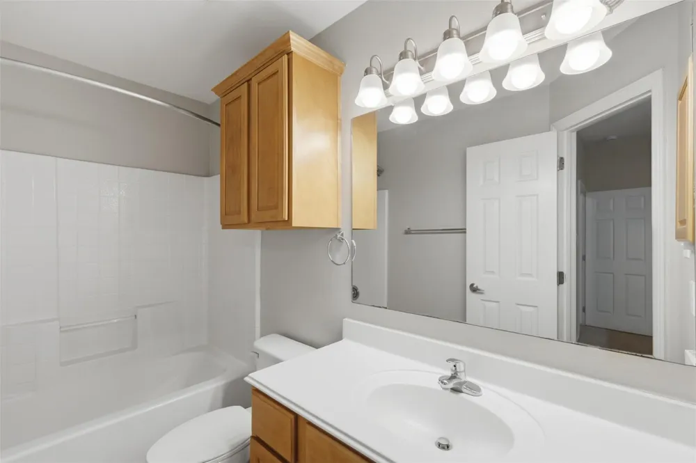 305 Holleman Drive E #1004 College Station, TX 77840