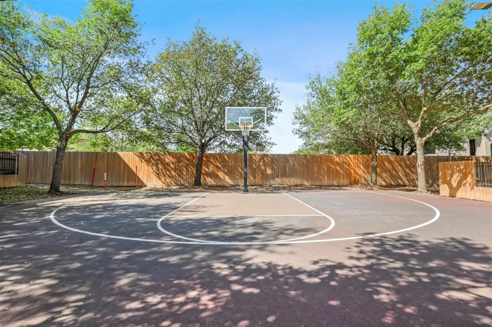 305 Holleman Drive E #1004 College Station, TX 77840