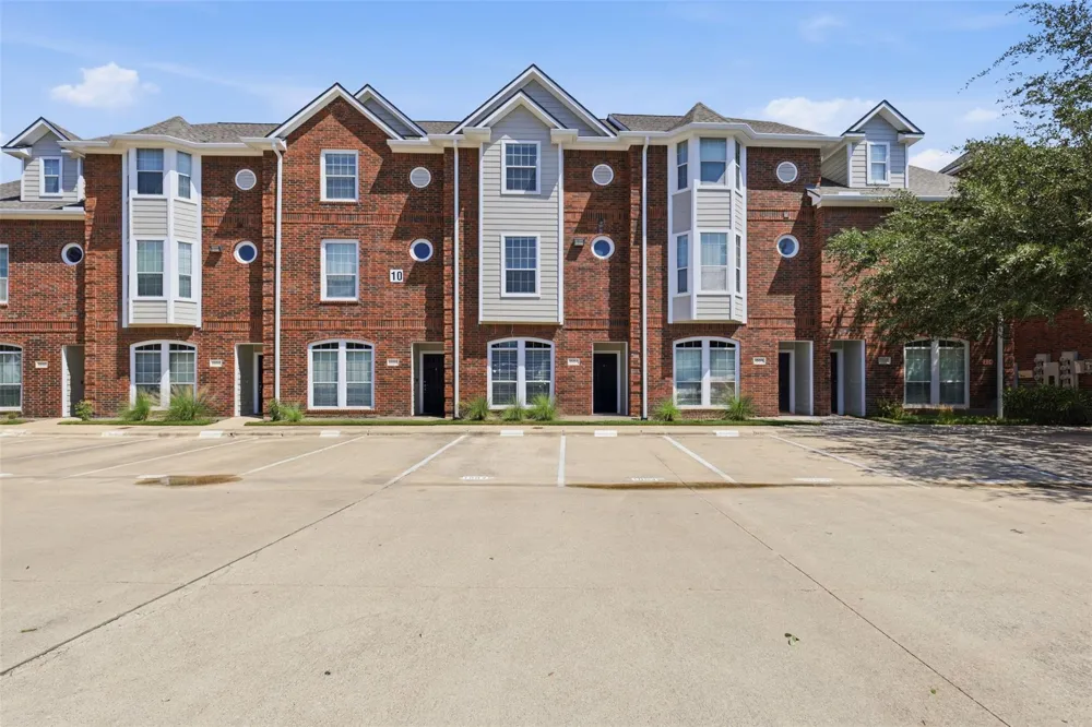 305 Holleman Drive E #1004 College Station, TX 77840