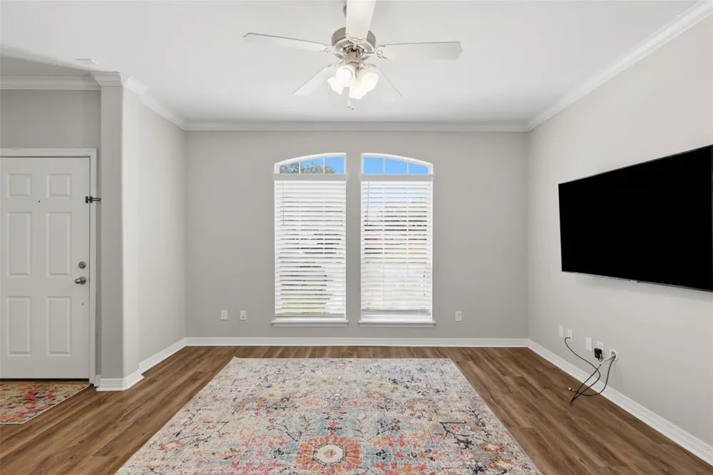 305 Holleman Drive E #1004 College Station, TX 77840