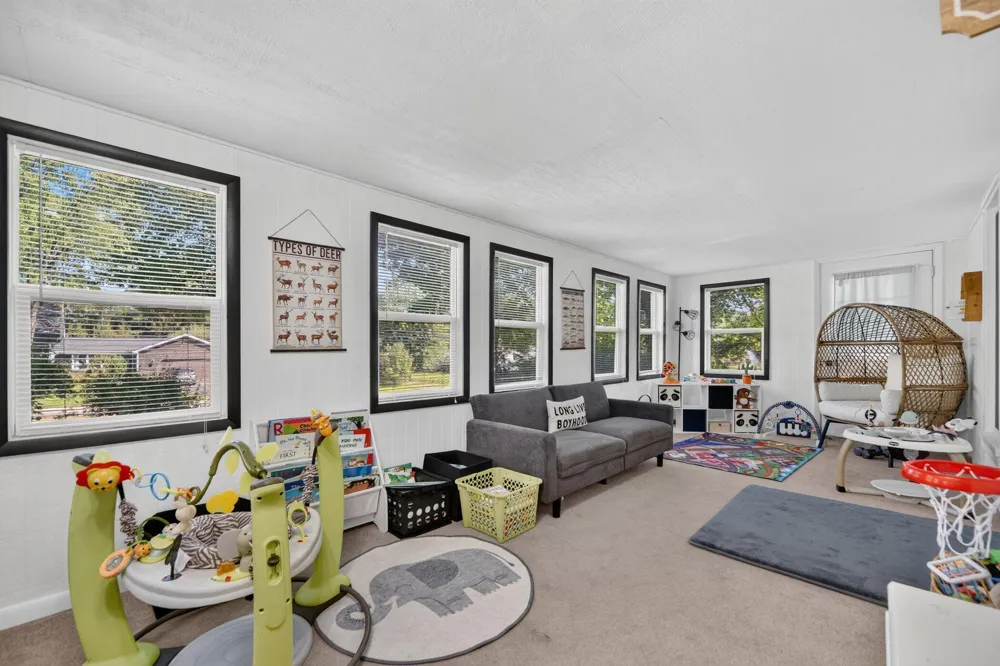 806 Jordan Lake Street Lake Odessa, MI 48849