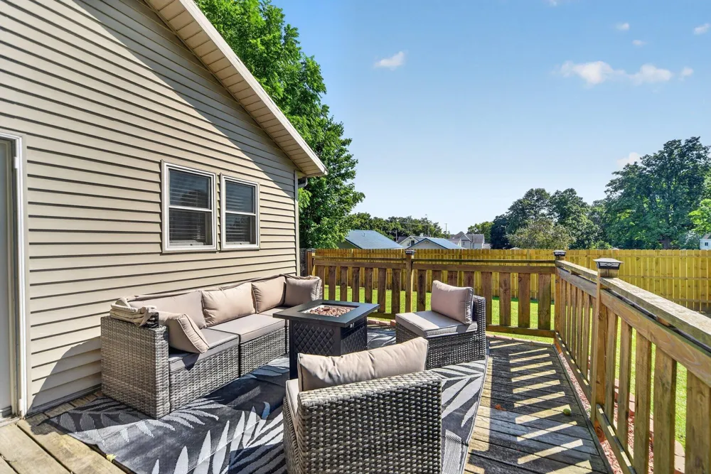 806 Jordan Lake Street Lake Odessa, MI 48849