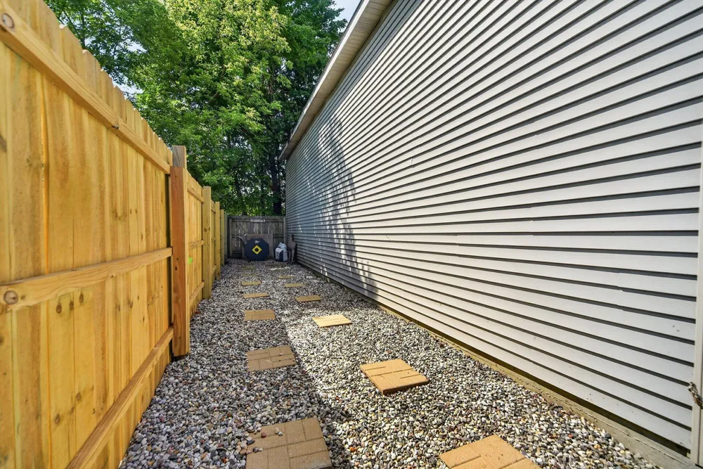 806 Jordan Lake Street Lake Odessa, MI 48849