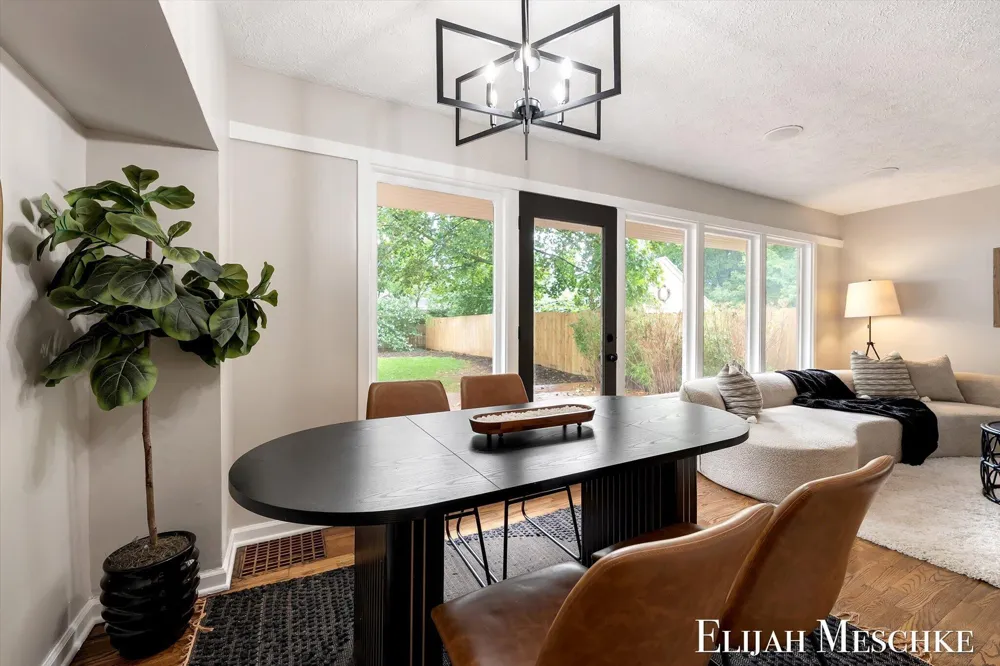 1034 Griswold Street SE Grand Rapids, MI 49507