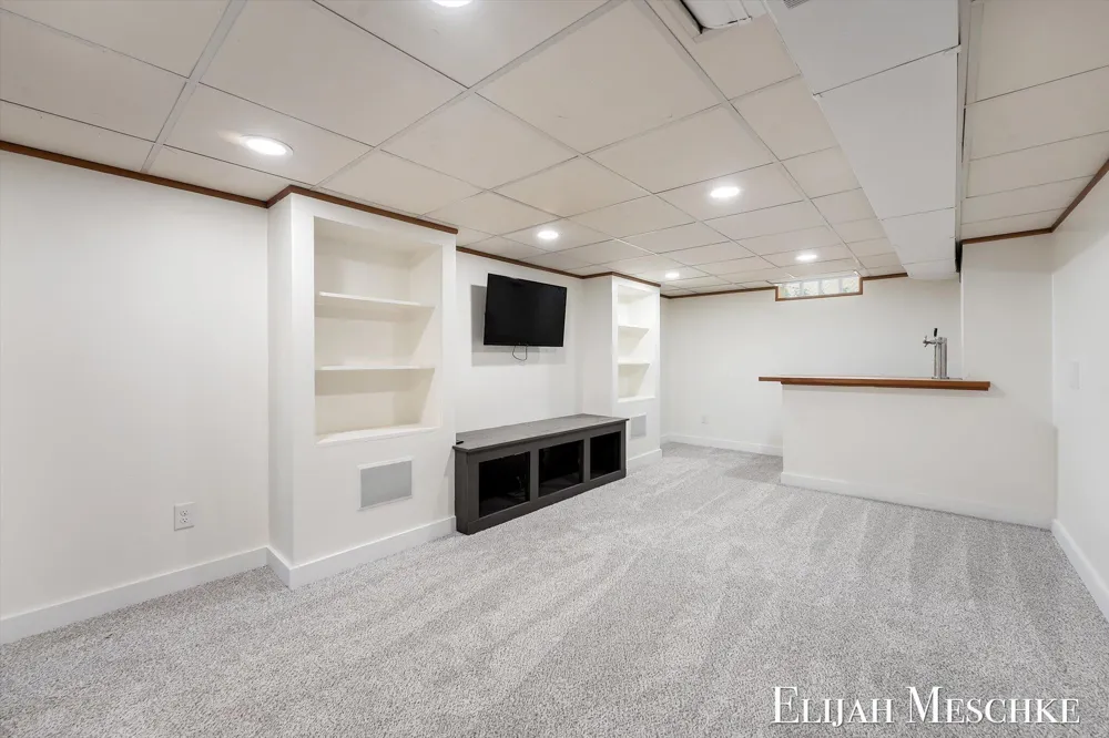 1034 Griswold Street SE Grand Rapids, MI 49507