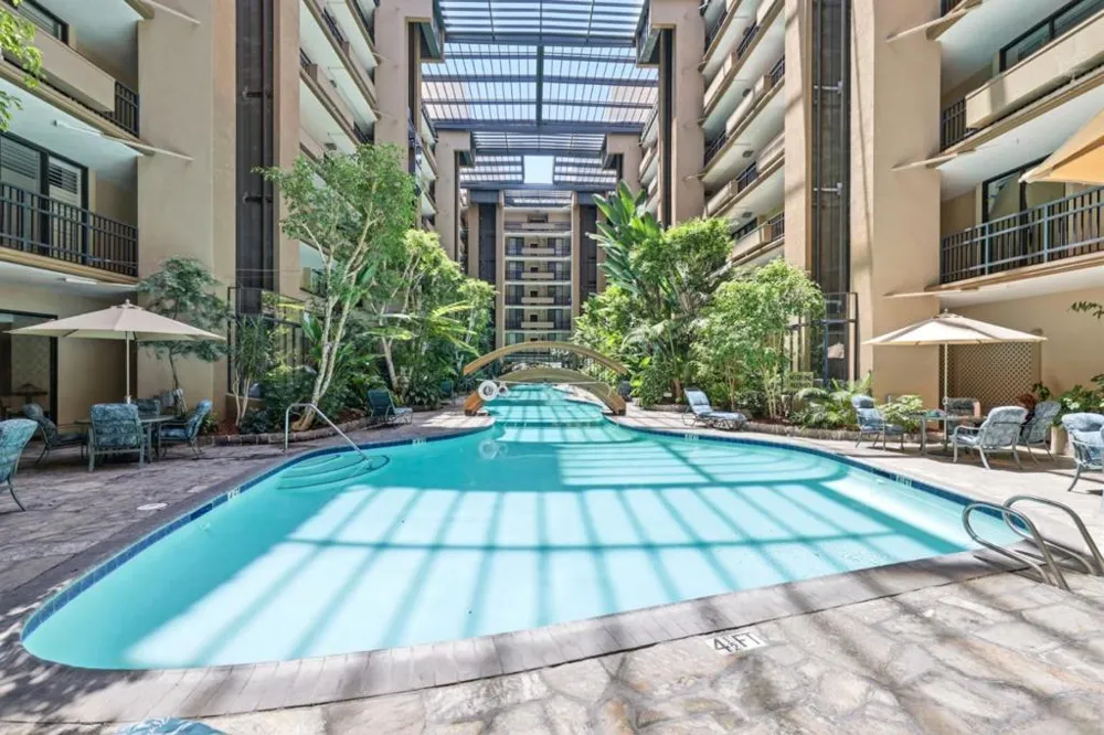 555 Laurel Avenue #122 San Mateo, CA 94401