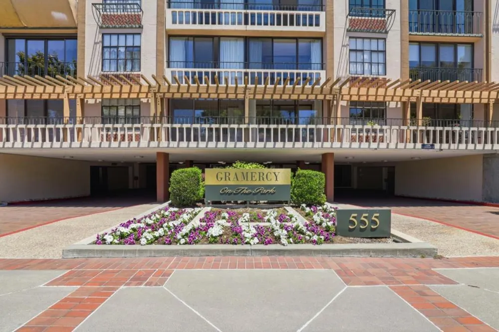 555 Laurel Avenue #122 San Mateo, CA 94401