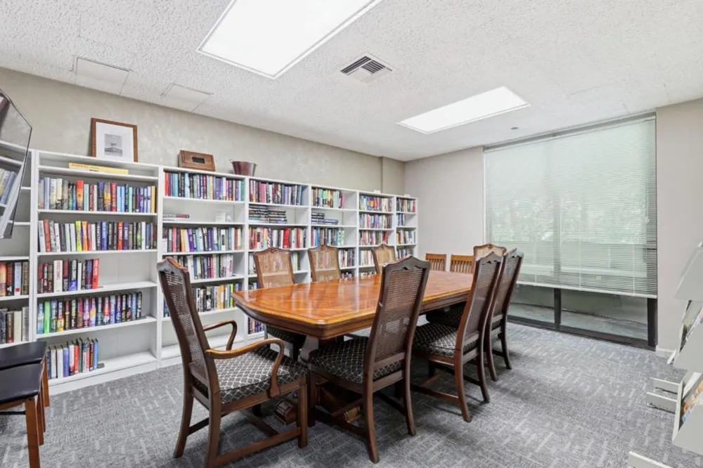 555 Laurel Avenue #122 San Mateo, CA 94401