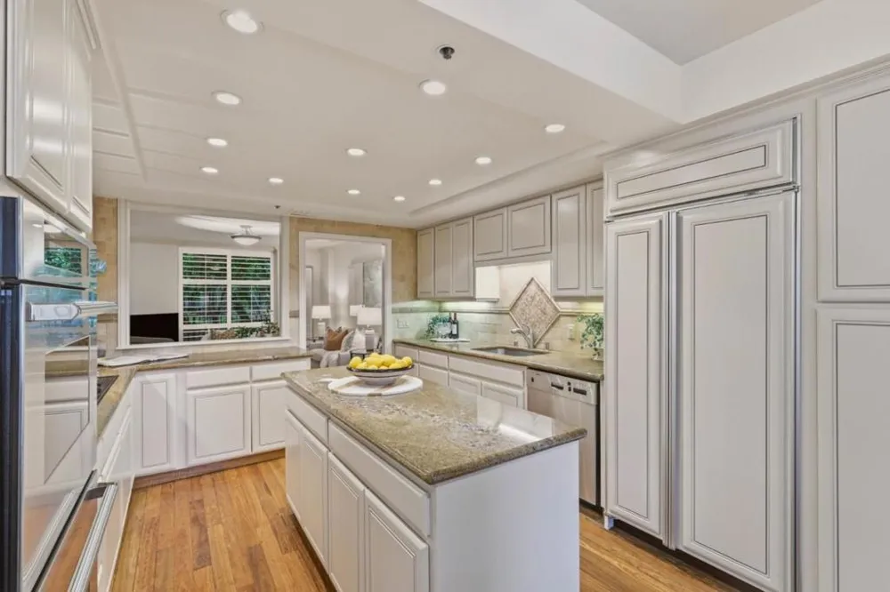 555 Laurel Avenue #122 San Mateo, CA 94401