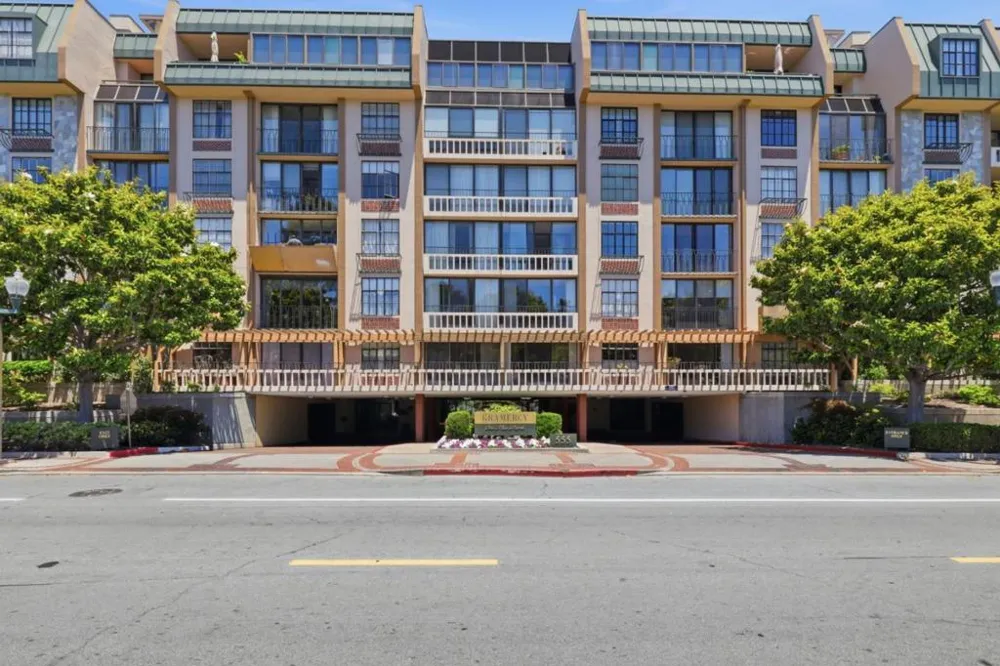 555 Laurel Avenue #122 San Mateo, CA 94401