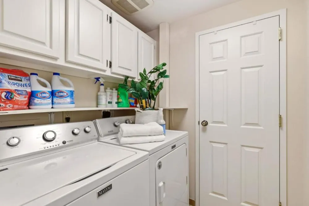555 Laurel Avenue #122 San Mateo, CA 94401