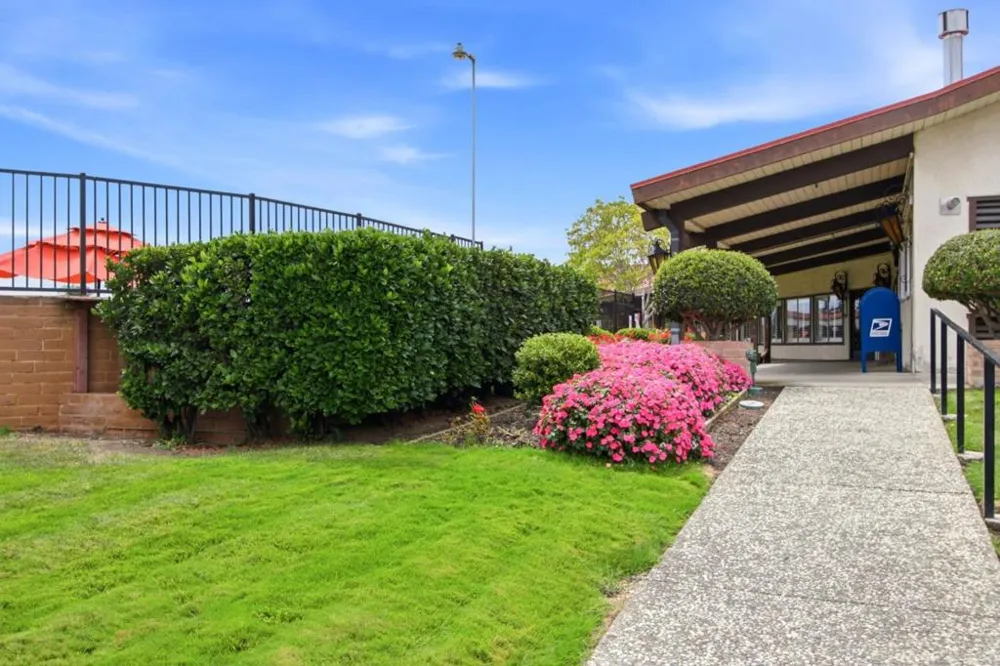 1085 Tasman Drive #700 Sunnyvale, CA 94089