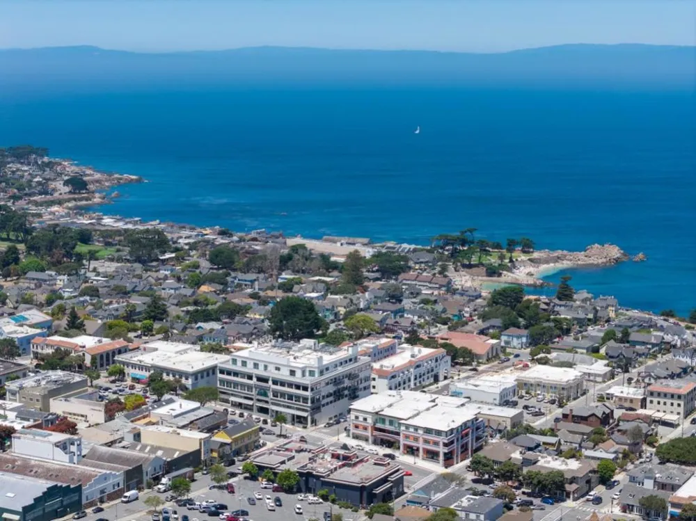 542 Lighthouse Ave #210 Pacific Grove, CA 93950
