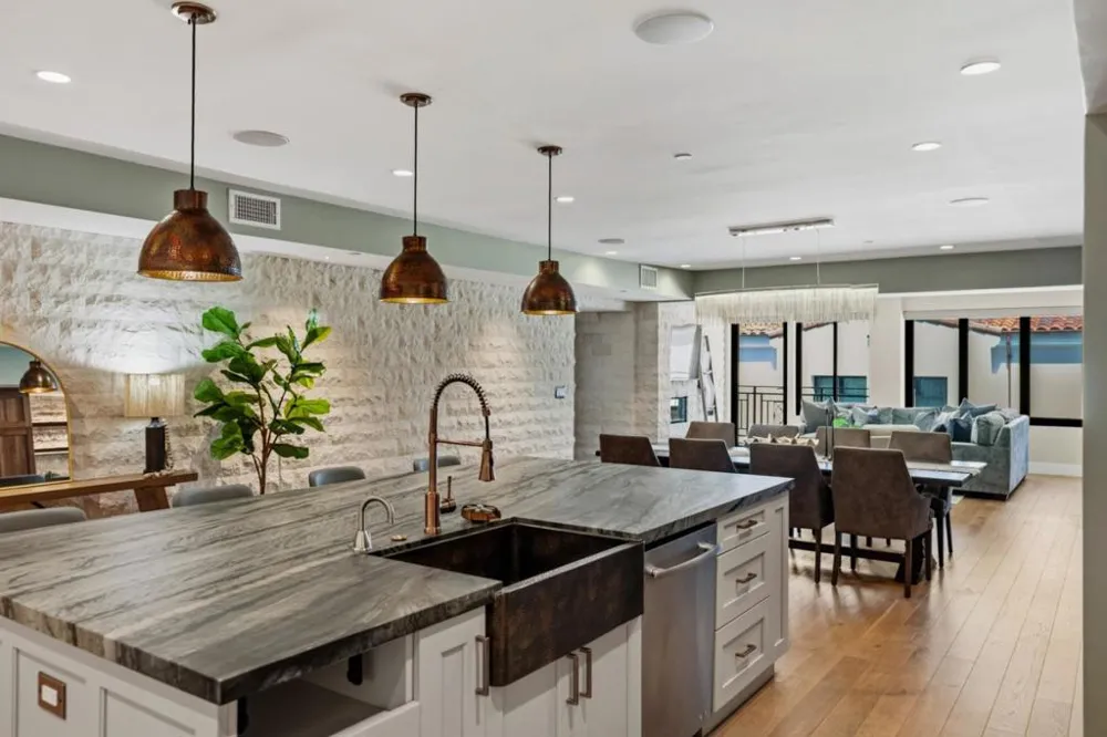 542 Lighthouse Ave #210 Pacific Grove, CA 93950