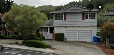 832 Oddstad Boulevard