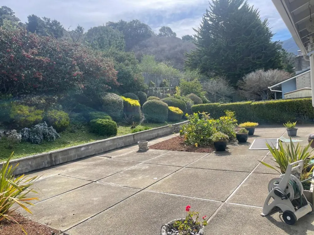 832 Oddstad Boulevard Pacifica, CA 94044