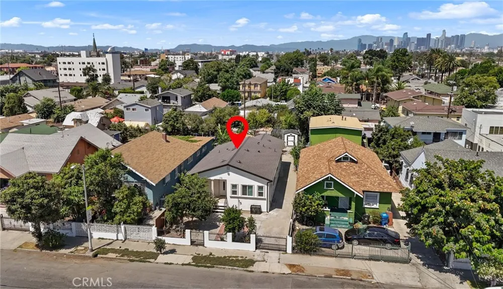 175 E 49th Los Angeles, CA 90011