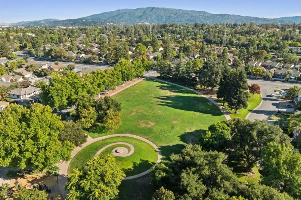 344 Pine Wood Lane Los Gatos, CA 95032