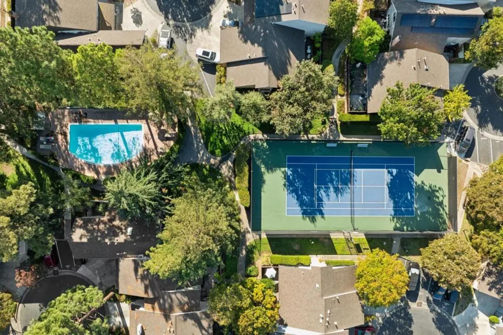 344 Pine Wood Lane Los Gatos, CA 95032