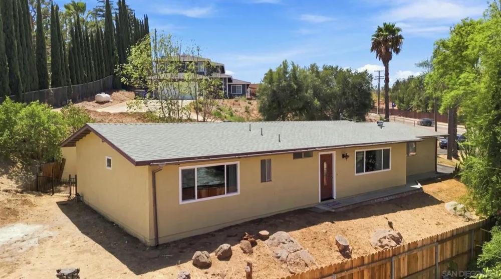 1752 Ash St. Escondido, CA 92027