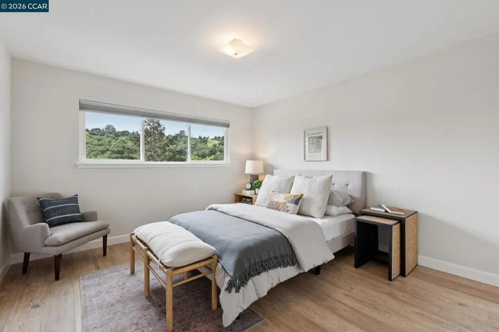122 Ascot Ct #B Moraga, CA 94556