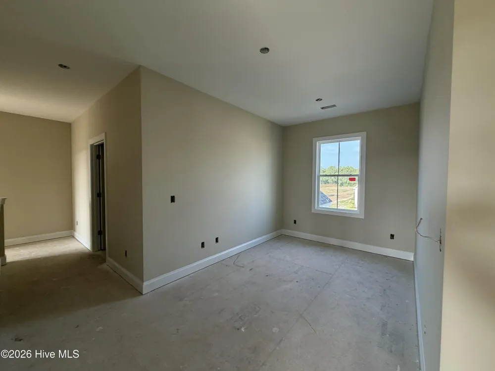 819 Tupelo Tree Drive Hubert, NC 28539