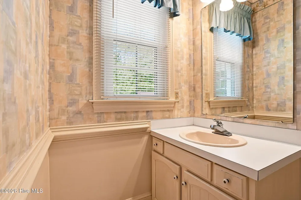 1404 Canterbury Road Tarboro, NC 27886
