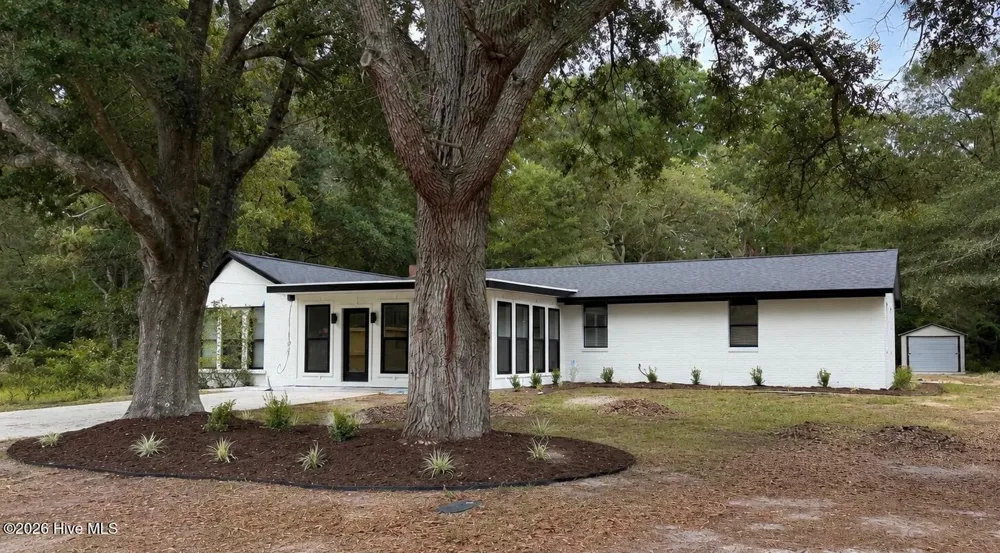 508 W 11th Street Southport, NC 28461